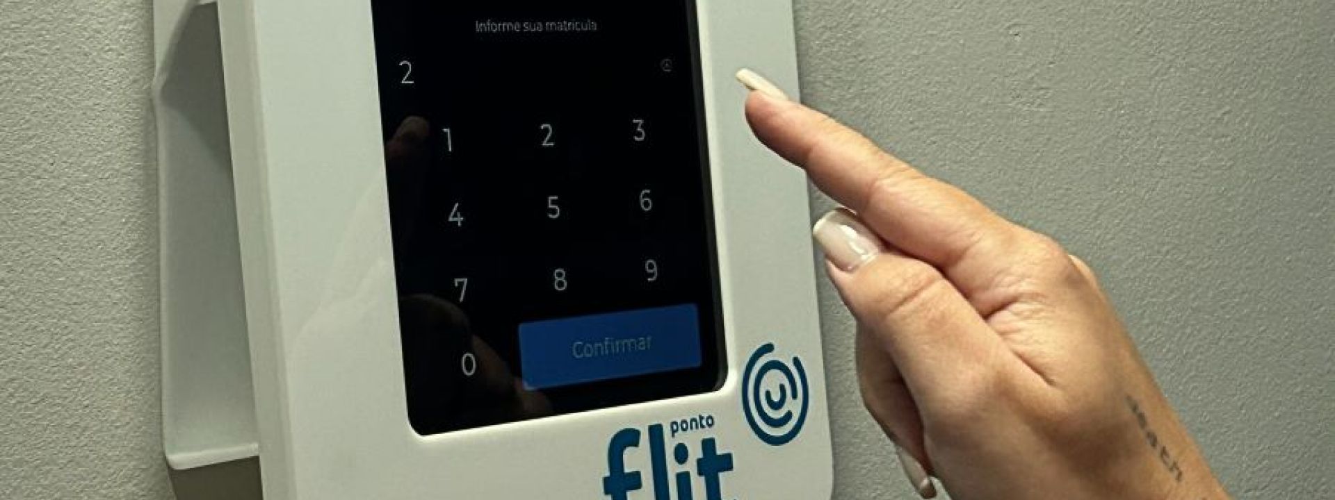 Como funciona um ponto eletrônico e por que é importante para sua empresa